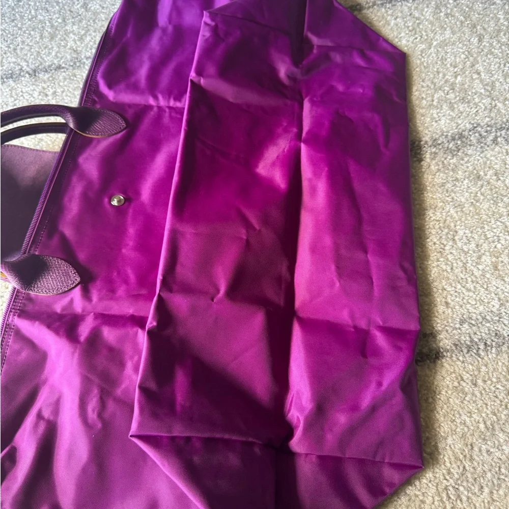 Longchamp Purple Nylon Tote bag with Gold Logo - Picture 12 of 16